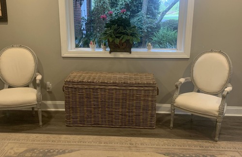 Perry Apartment | Studio: Ideal for traveling nurse, gov’t contractor, Ag Center, Guardian Center