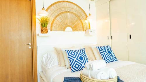Al Raha Beach Apartment | Studio In Al Hadeel Hosted By Voyage