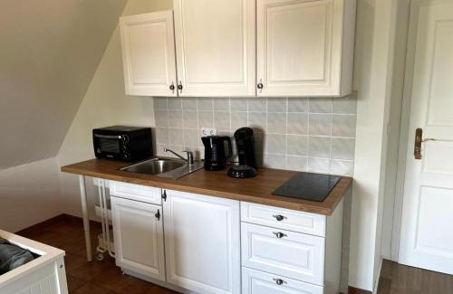 Dargun Apartment | Studio in Dargun mit Pool am Kummerower See, cleaning included