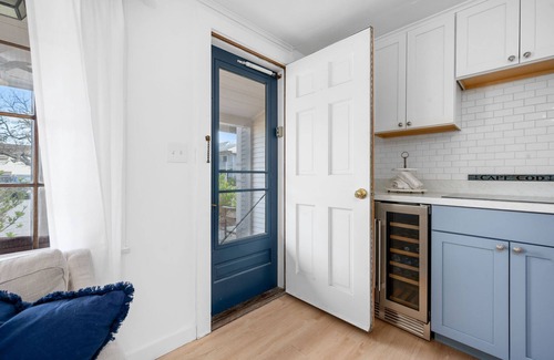Harwich Port Apartment | Studio in Harwich Port - Walk to Beach, Community Pool