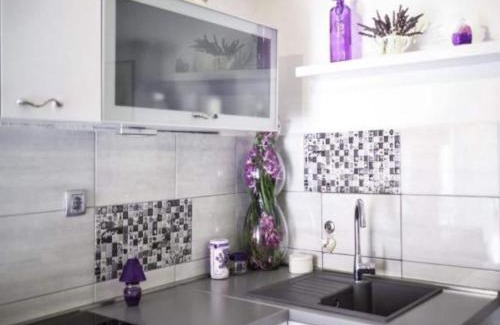 Raslina Apartment | Studio in Raslina near Krka River and Beaches