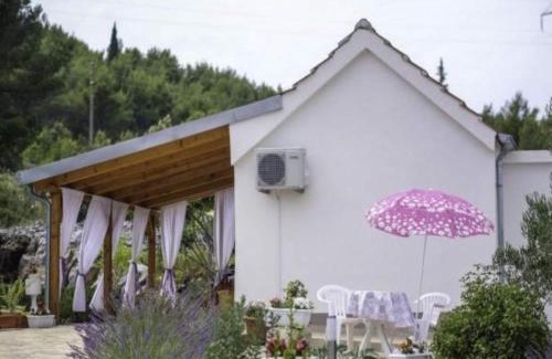 Raslina Apartment | Studio in Raslina near Krka River and Beaches