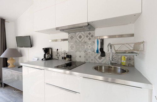 Chateauneuf-le-Rouge Apartment | Studio Indépendant Proche Aix-en-provence