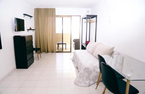 Los Gigantes Apartment | Studio Jacaranda