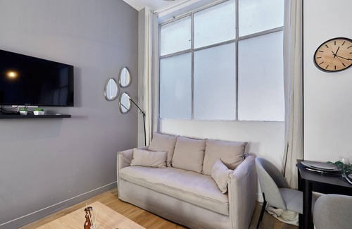 Necker Apartment | Studio Jardin du Luxembourg/montparnasse Station