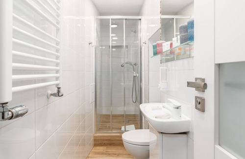 Grunwald Apartment | Studio Kasprowicz Park Poznan by Renters