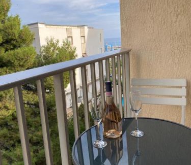 Menton Apartment | Studio La Cigale bord de mer