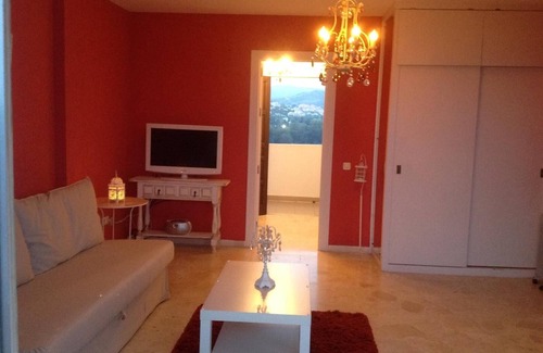 Urbanizacion Marbessa Apartment | Studio La Perla with Sea and Mountain View, Shared Pool