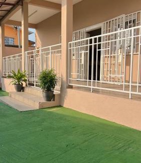 Libreville Apartment | Studio Laluciole Louis