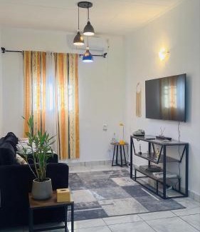 Libreville Apartment | Studio Laluciole Louis