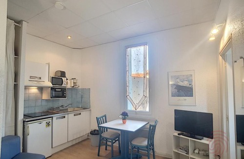Lamalou-les-Bains Apartment | Studio Lamalou-les-Bains, 1 pièce, 1 personne - FR-1-451-68