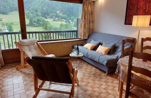 Les Contamines-Montjoie Apartment | Studio Le Bionnassay by Interhome