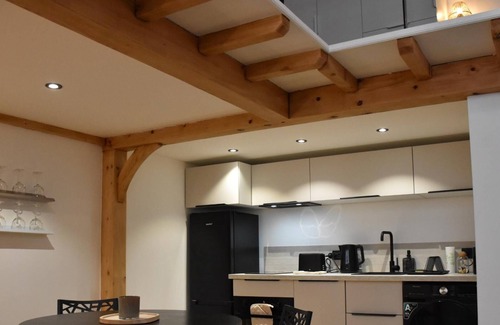 Quartier Beauregard-Boufflers-Buthegnemont-Boudonville Apartment | Studio Le Quai - Nancy Centre - FREE Parking