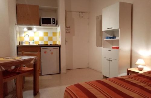 Greoux-les-Bains Apartment | Studio "Le Rigaou"