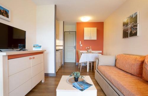 Cap Esterel Apartment | Studio Le Village - C3 217 by Interhome