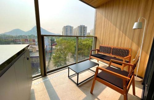 Leblon Apartment | Studio Leblon - Vista Cristo, piscina e academia.