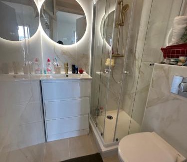 Cimiez Apartment | Studio libération