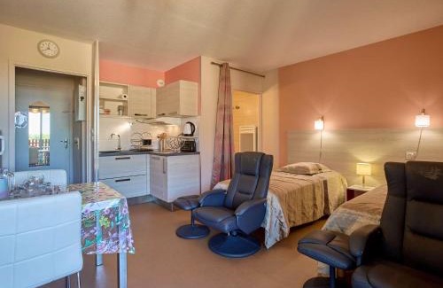 Barbotan-les-Thermes Apartment | Studio lumineux proche Lac de l'Uby avec Wi-Fi gratuit - FR-1-841-55