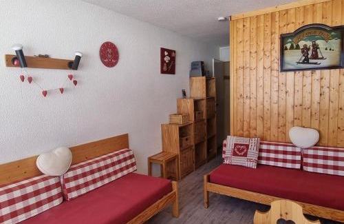 Aime Apartment | Studio lumineux cabine ski-in/ski-out, 3/4 pers, vue pistes - FR-1-181-2595