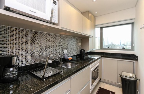 Reboucas Apartment | Studio Manhattan - Central - 7th005