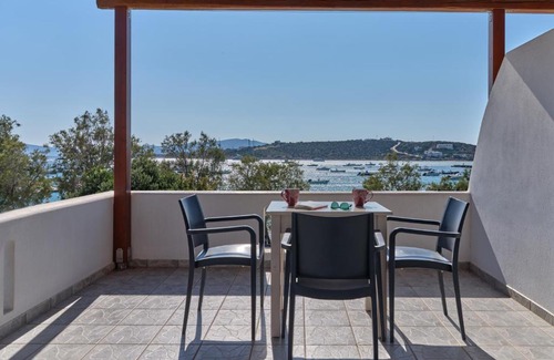 Aliki Apartment | Studio Manolis