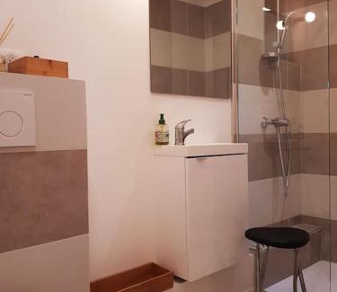 Antibes Old Town Apartment | STUDIO MARCHE PROVENCAL