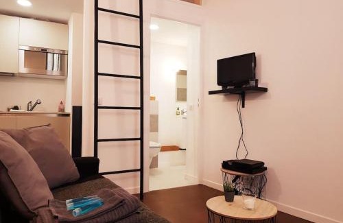 Antibes Old Town Apartment | STUDIO MARCHE PROVENCAL
