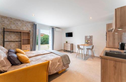 Beaucaire Apartment | Studio Marquet