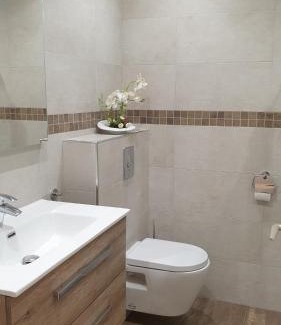 Menton Apartment | Studio Menton Garavan avec piscine à proximité Italie et Monaco