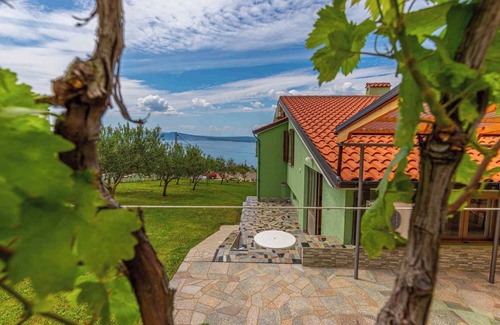 Crikvenica Apartment | Studio Mistral 6