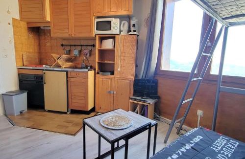 Saint-Michel-de-Chaillol Apartment | *Studio Montagne 2/3 pers - Pied des pistes, centre station* - FR-1-393-43