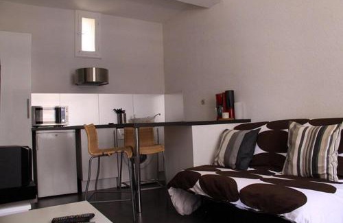Comedie Apartment | Studio Molière