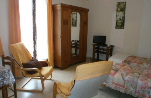 Amelie-les-Bains-Palalda Apartment | Studio n°3, agréable et bien situé