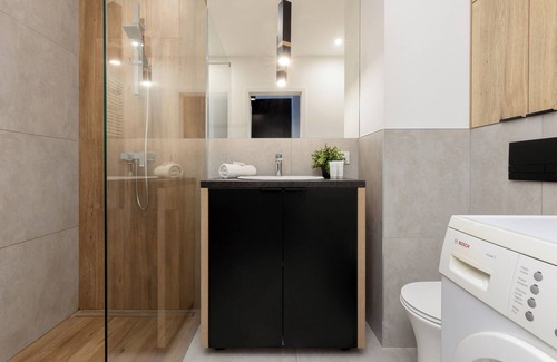 Baluty Apartment | Studio Near Manufaktura Łódź by Renters