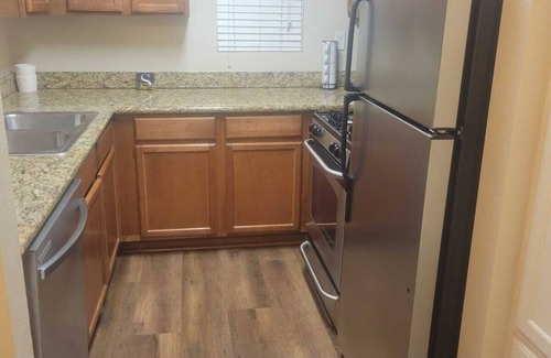 Burbank Apartment | Studio near Universal Studios and downtown Burbank