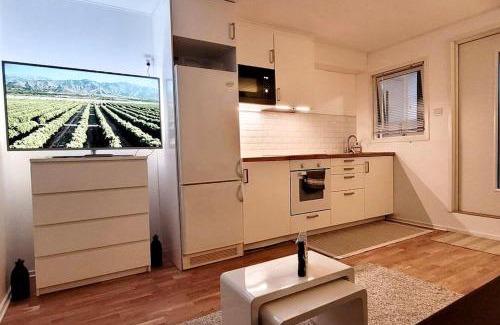 Torslanda Apartment | Studio near Volvo Torslanda Free parking