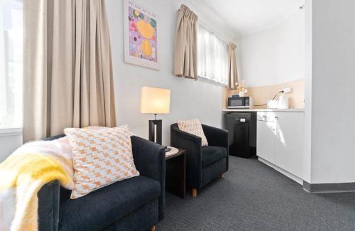 Adelaide Central Business District Hotel | Studio Nestled in the Vibrant Heart of Adelaide