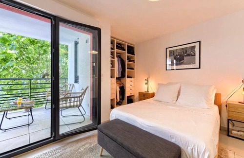 Antibes Old Town Apartment | Studio Neuf de Standing Plein Centre/Proche Plage