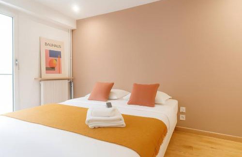 Combat Apartment | Studio neuf metro Buttes chaumont - Paris 19 - 2P