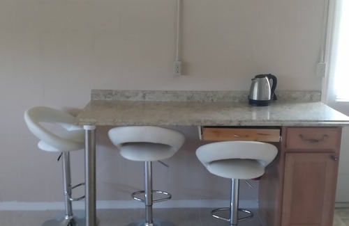 Laurel Apartment | Studio On Walking Distance To "Kasey Kay" Beach