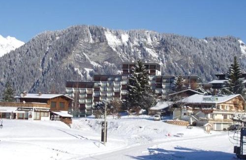 Notre-Dame-de-Bellecombe Apartment | Studio pieds des pistes avec piscine extérieure - FR-1-505-51