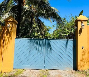 Langostino House | Studio Pilon De Pavones
