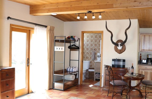 West Sedona Apartment | Studio, Pool, breath taking views, near hiking trails and restaurants