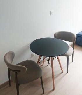 Dernier Sou Apartment | Studio rénové avec jacuzzi & jardin, 5 min du centre historique