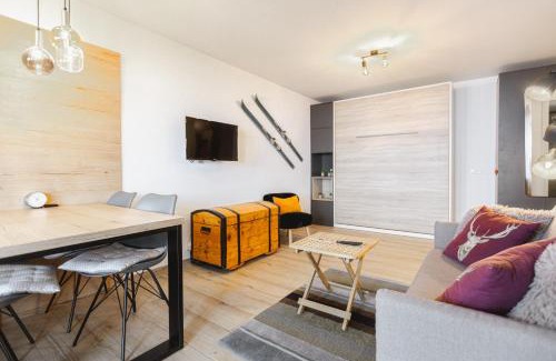 Randogne Apartment | Studio rénové avec vue imprenable sur les Alpes