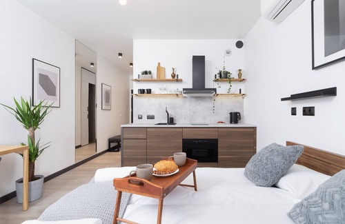 Warszawskie Apartment | Studio Rakowicka 14 by Renters