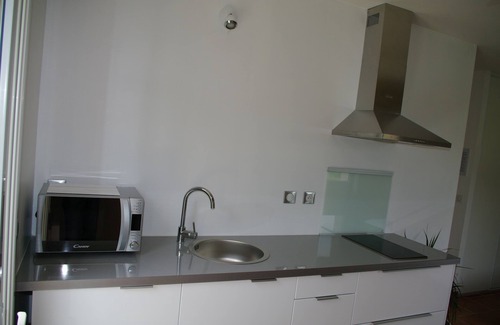 Roquefort-la-Bedoule Apartment | STUDIO - RECOMMENDED BY SMALL FUTE - SWIMMING POOL - VIEW ON VINES