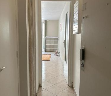 Gambetta Apartment | Studio Riviera - balcon et Wifi