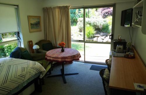 Kerikeri House | Studio room & bedroom ensuite