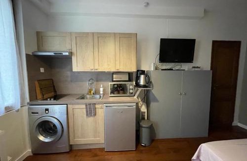 Notre-Dame-des-Champs Apartment | Studio Saint-Placide